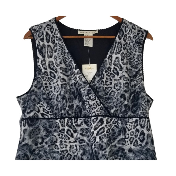 REQUIREMENTS Sleeveless blouse Leopard Print, V-Neck - Size XL - Picture 3 of 5